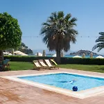 Hotel Doris